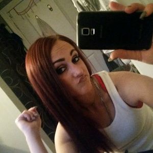 Meet your Posher, Danielle